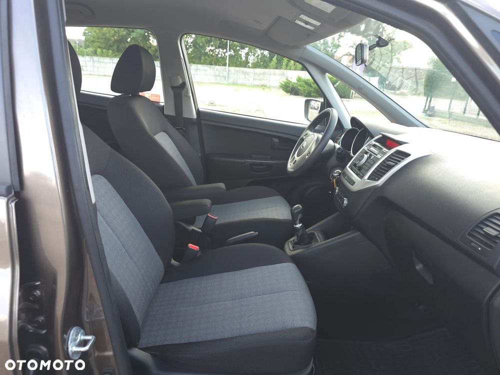 Kia Venga 1.4 L - 15