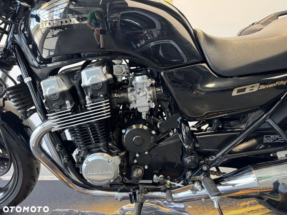Honda CB - 13