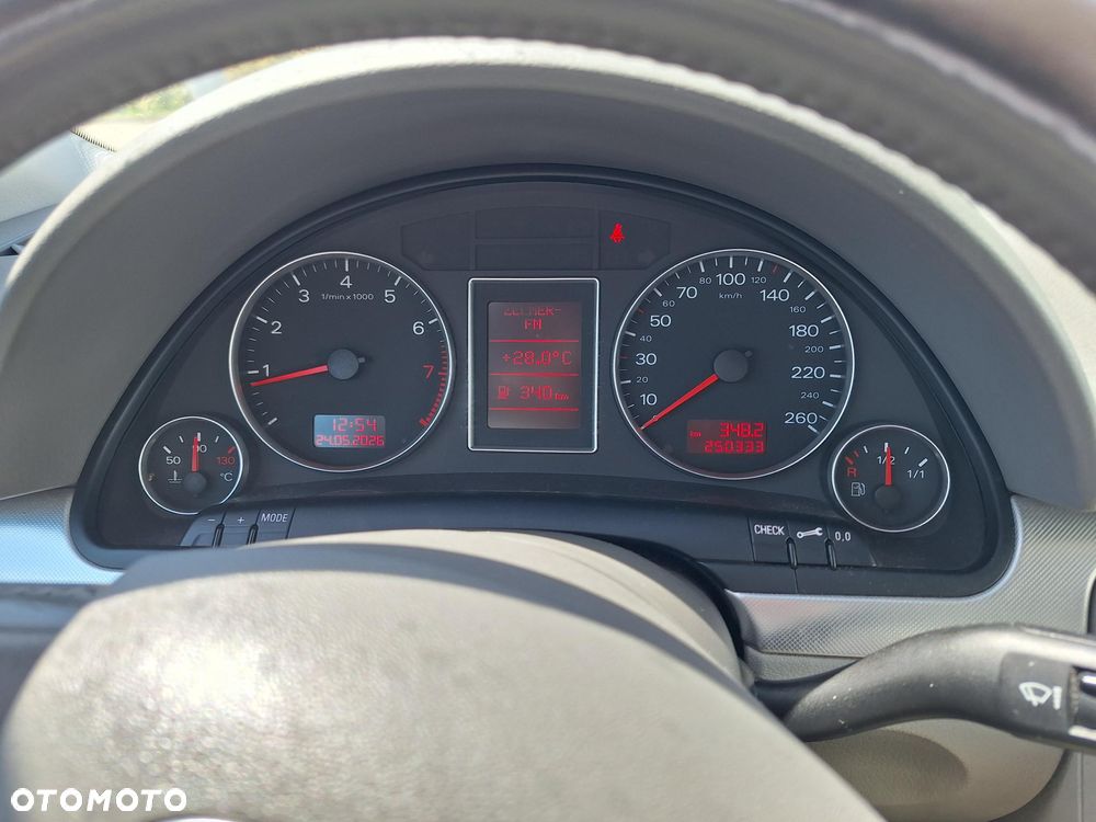 Audi A4 Avant 1.8 T - 5