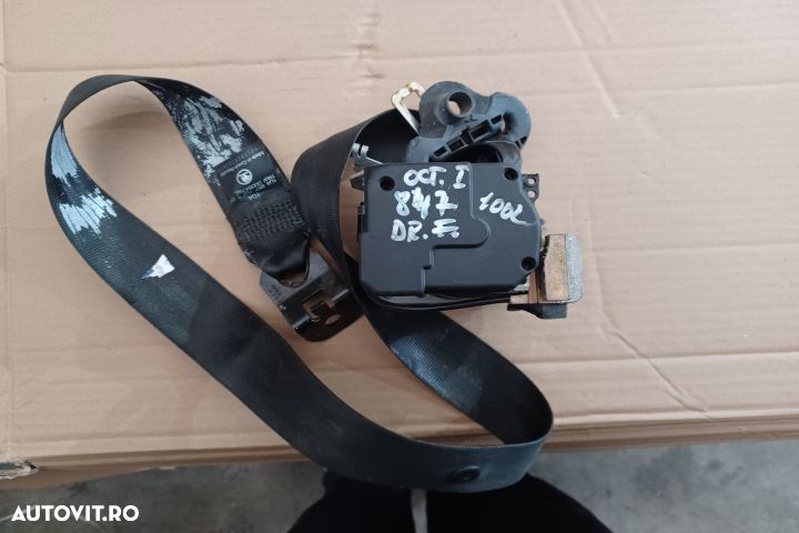Centura siguranta fata dreapta 1U4857702C041 Skoda Octavia 1 [facelif - 1