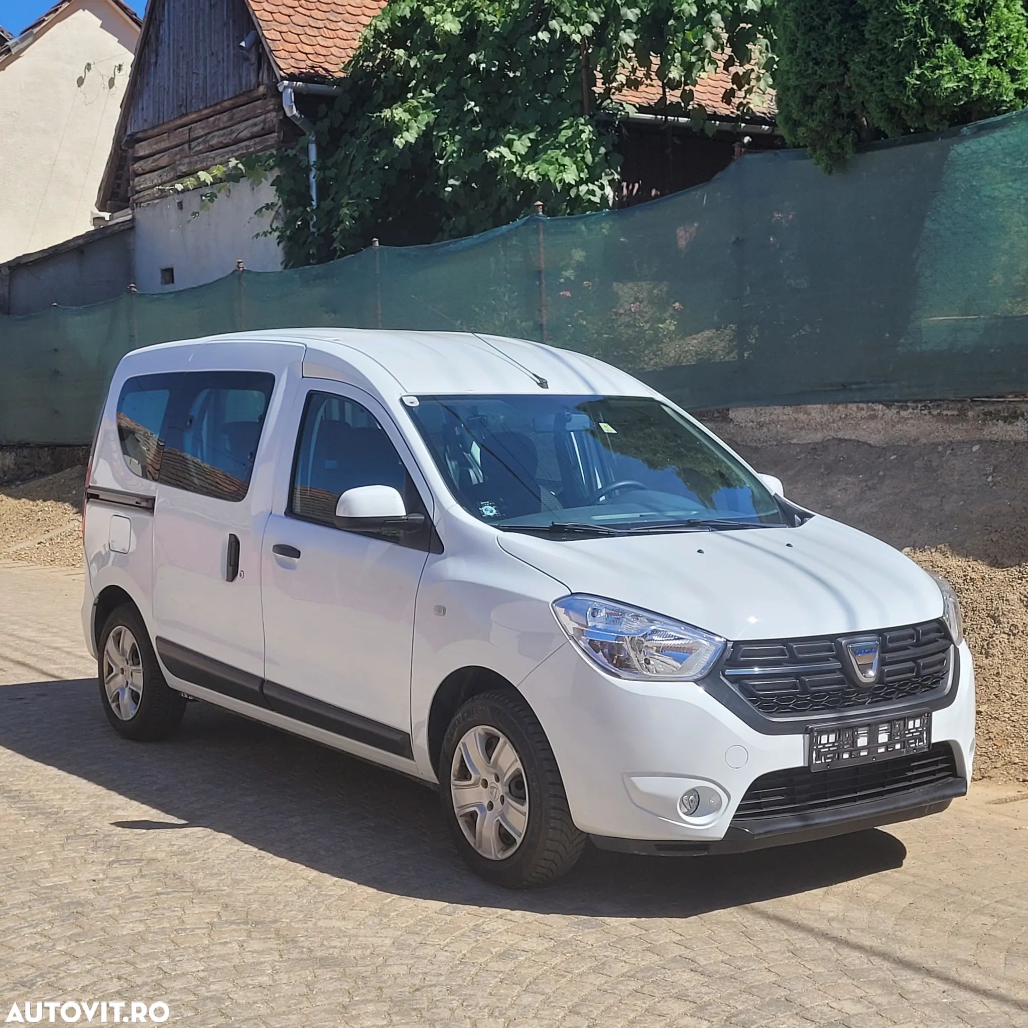 Dacia Dokker 1.6 102 CP Laureate - 1