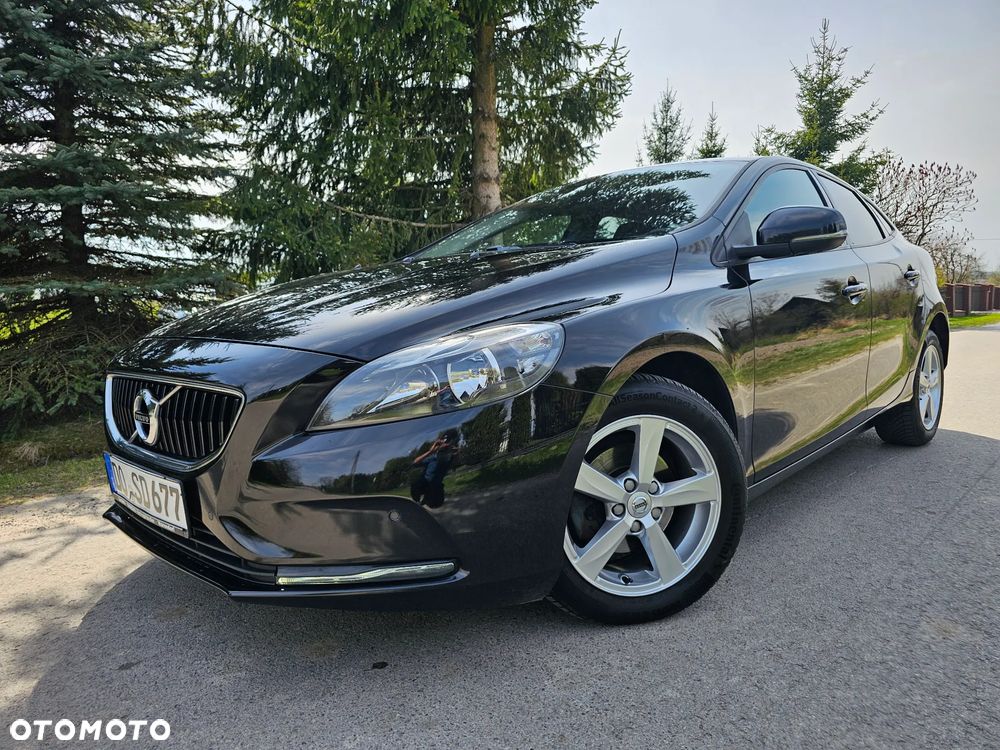 Volvo V40 D2 Ocean Race - 1
