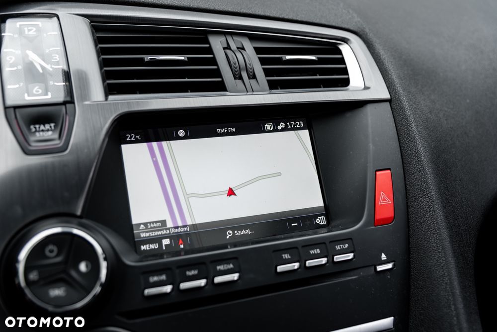 Citroën DS5 2.0 BlueHDi SoChic - 30