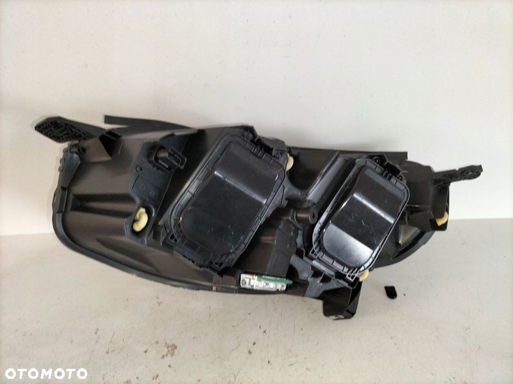 lampa przednia reflektor prawy opel zafira d 19- vivaro c 19- xenon - 7