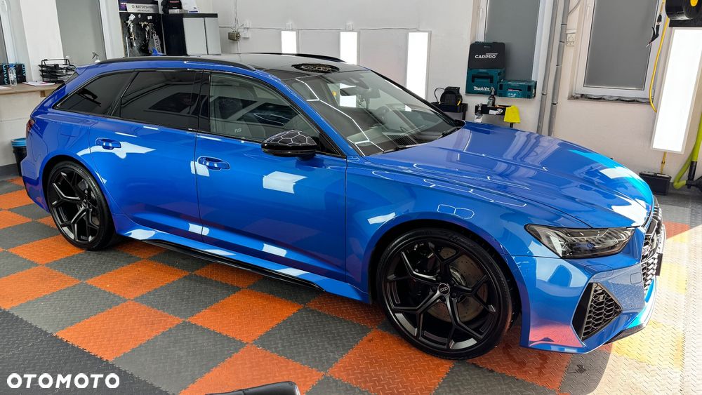 Audi RS6 Avant - 2