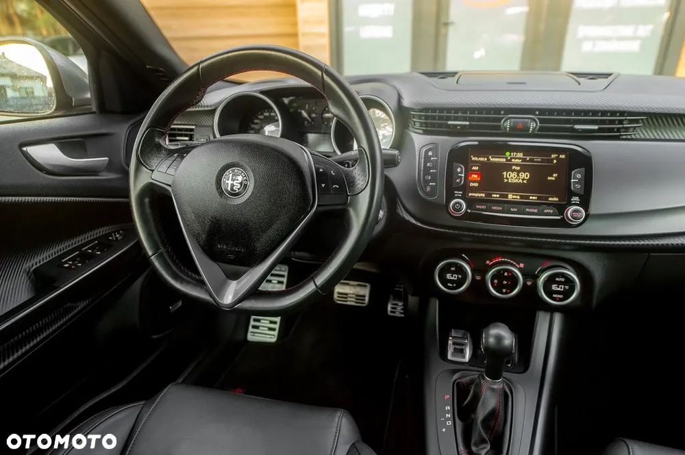 Alfa Romeo Giulietta 1750 TBi Veloce S TCT - 25