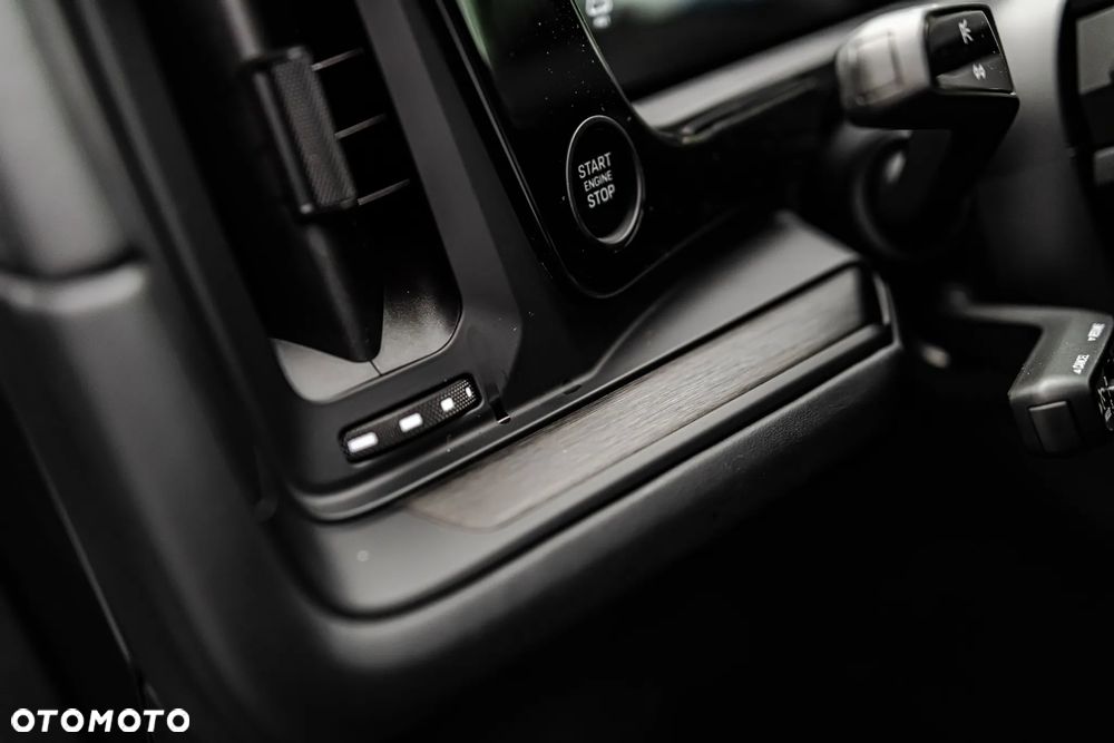 Porsche Cayenne - 17