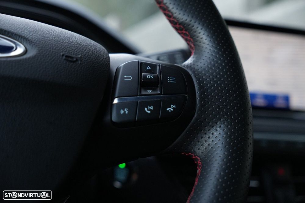 Ford Focus 1.0 EcoBoost MHEV ST-Line - 12