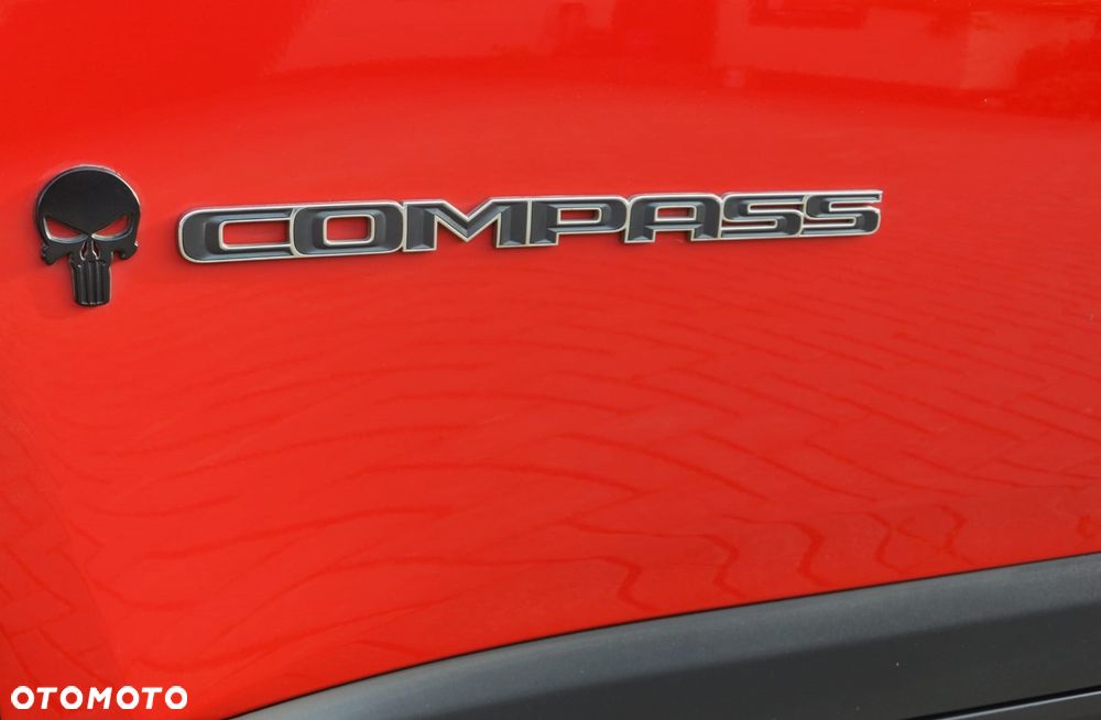 Jeep Compass - 34