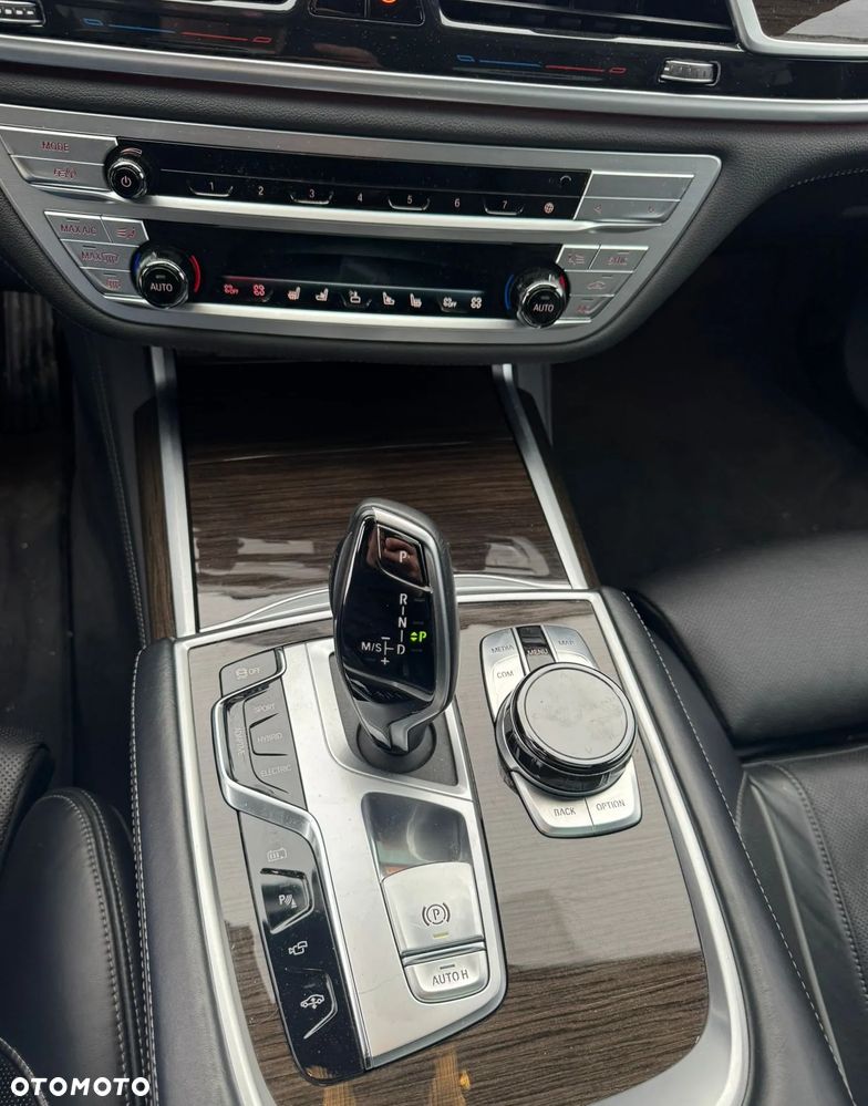 BMW Seria 7 - 3