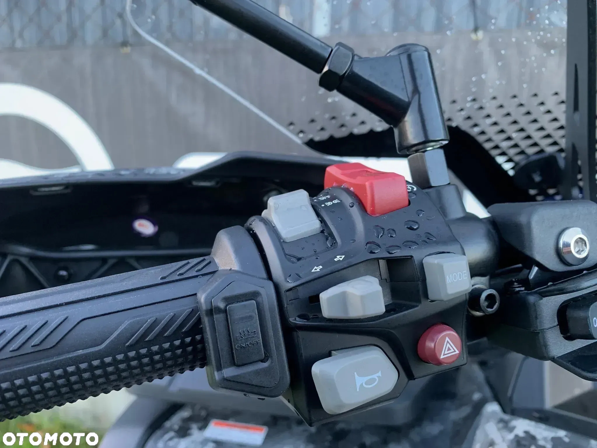 CFMoto CForce - 9