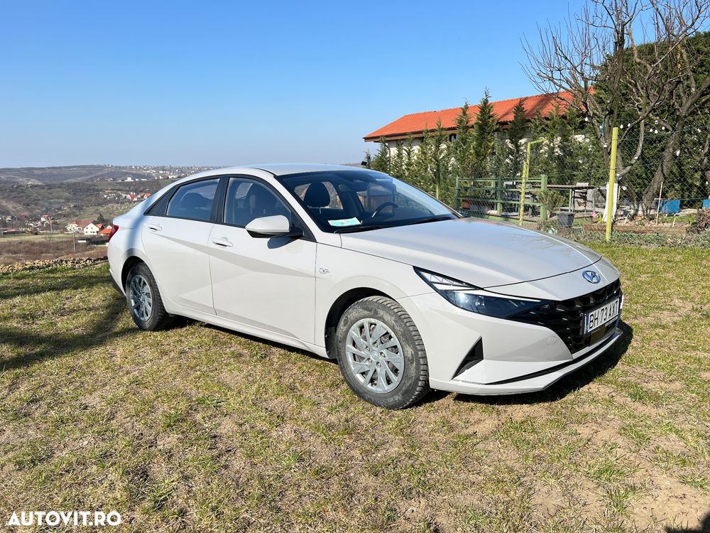Hyundai Elantra 1.6 l 123 CP 6MT Classic - 1