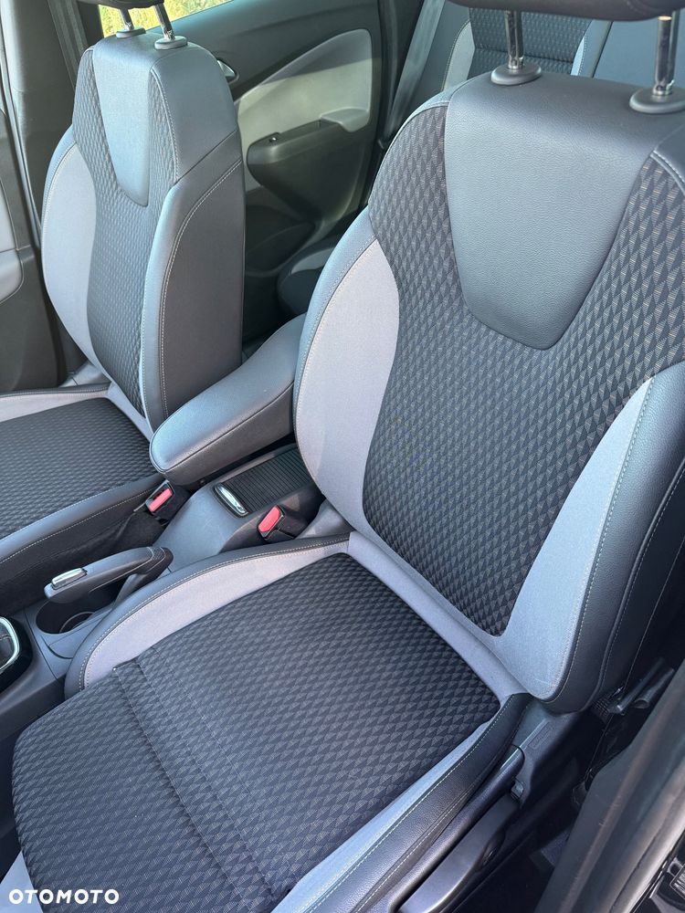 Opel Crossland X - 28