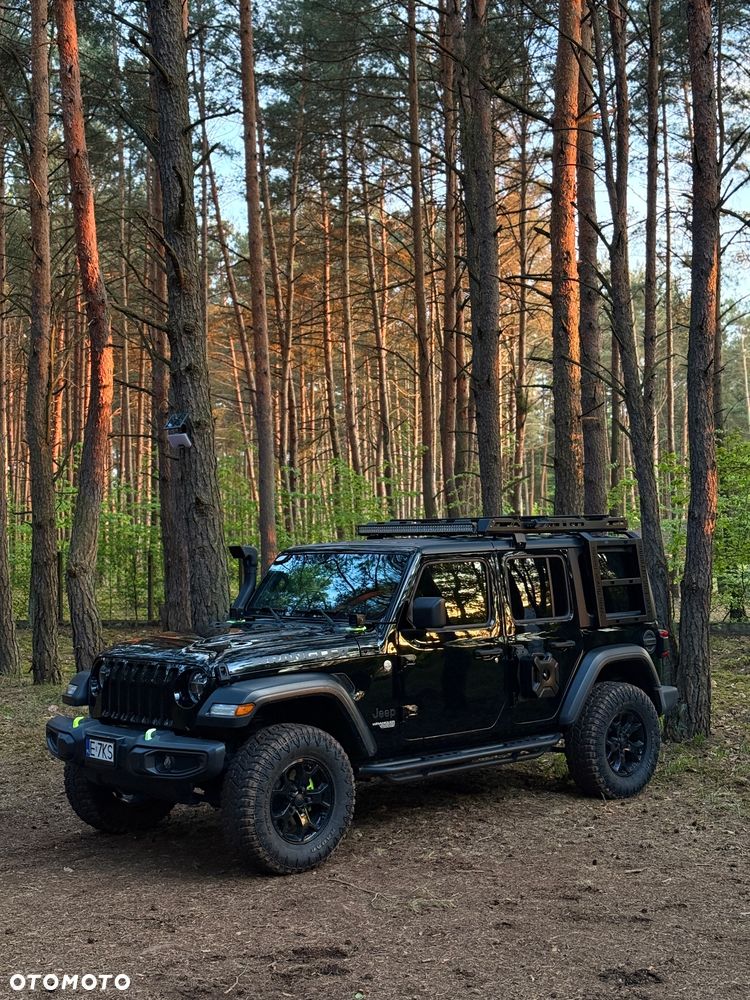 Jeep Wrangler - 2