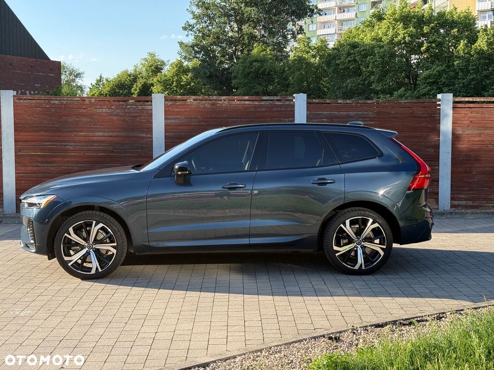 Volvo XC 60 B6 B AWD Ultimate Dark - 4