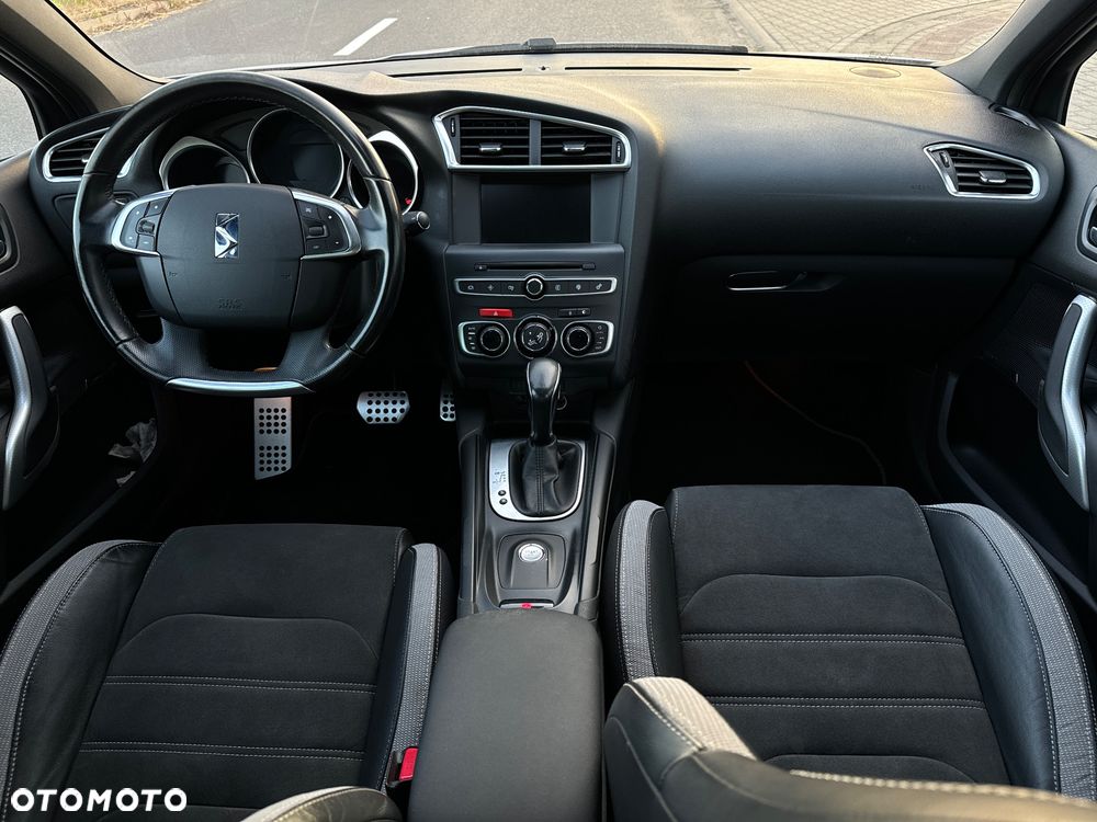DS Automobiles DS 4 - 7