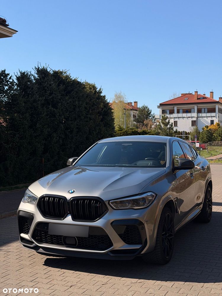 BMW X6M - 24