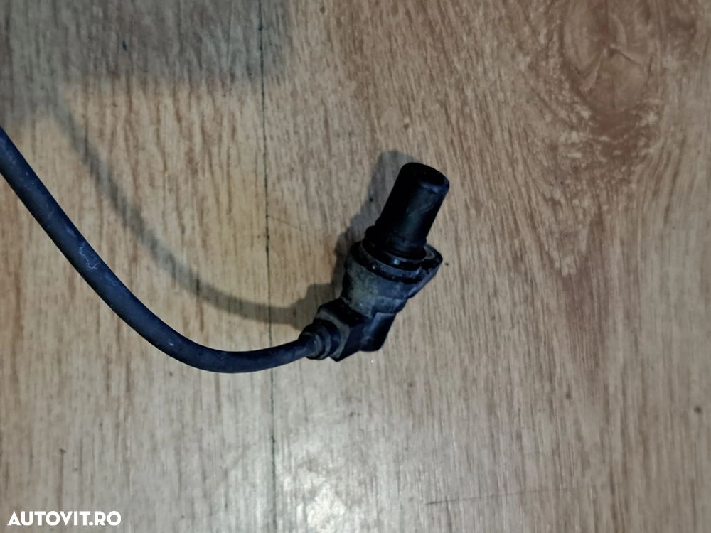 Senzor pozitie arbore cotit crankshaft sensor Original Hyundai i20 i30 1.5dpi - 2