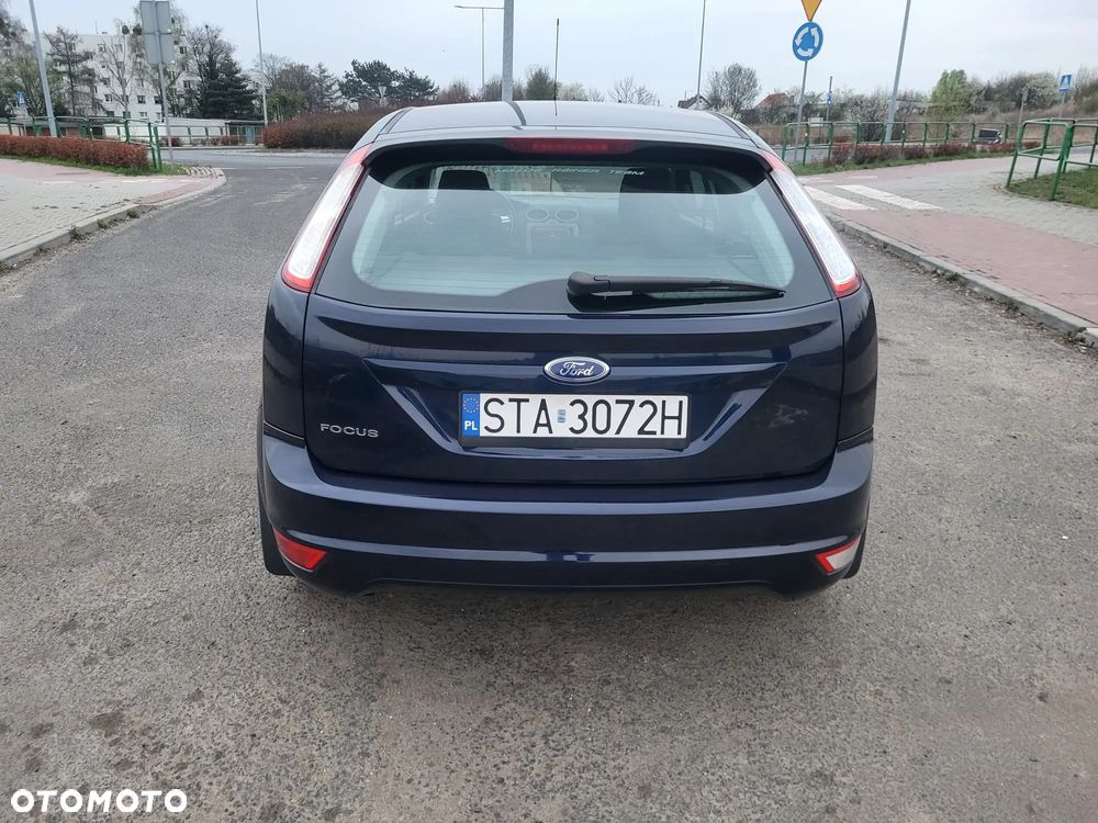 Ford Focus 1.4 16V Style - 17