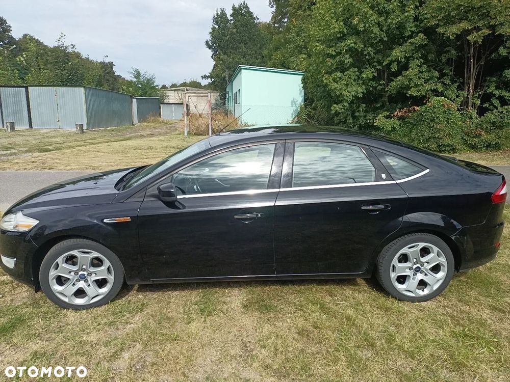 Ford Mondeo 2.0 Ghia X100 / X - 16