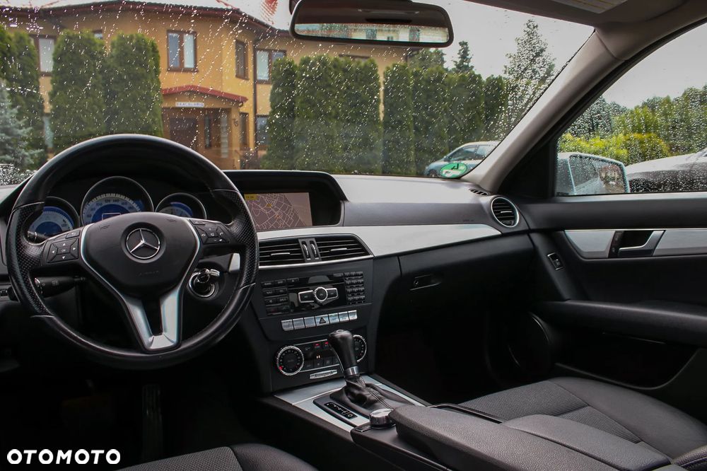 Mercedes-Benz Klasa C 180 Kompressor Automatik Avantgarde - 23