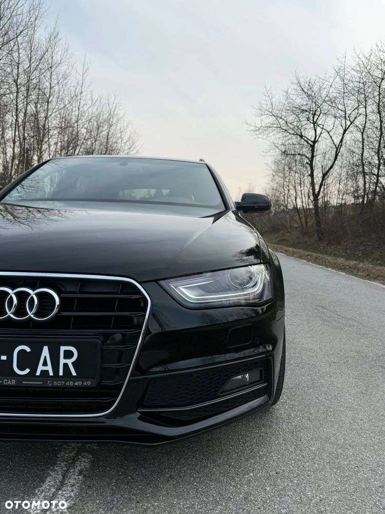 Audi A4 Avant 2.0 TDI DPF multitronic S line Sportpaket - 14