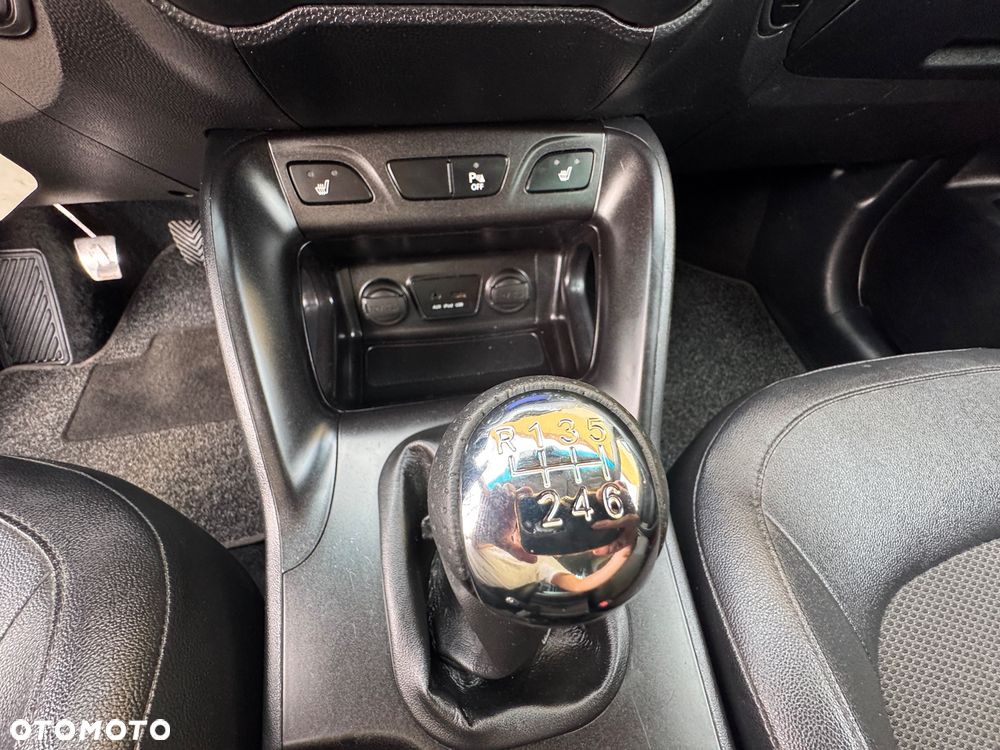 Hyundai ix35 1.6 GDI Premium 2WD - 18