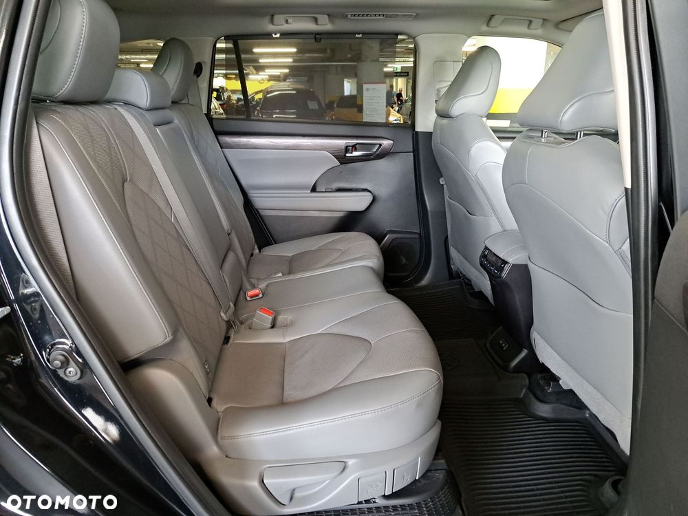 Toyota Highlander - 17