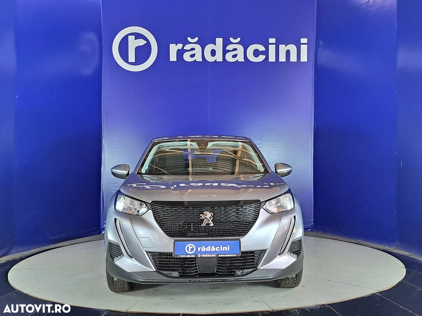 Peugeot 2008 - 8