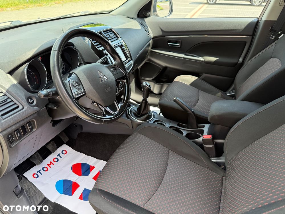 Mitsubishi ASX - 13