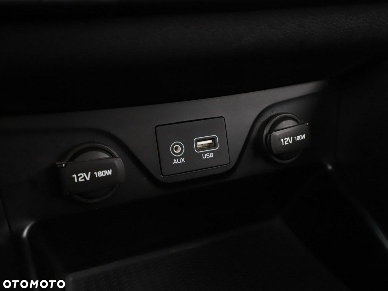 Hyundai Tucson 1.7 CRDI BlueDrive Comfort 2WD - 25