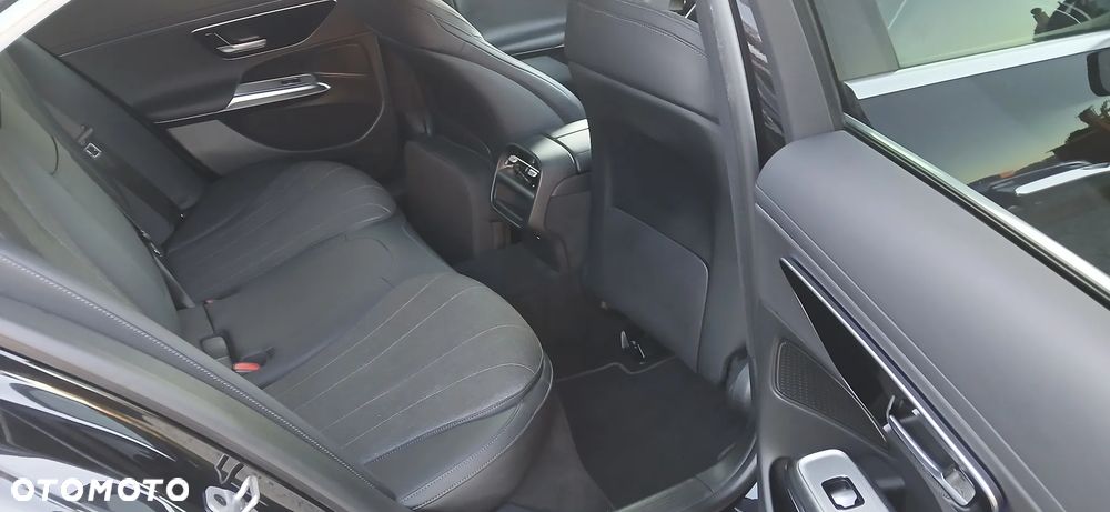 Mercedes-Benz Klasa E 300de 4Matic 9G-TRONIC Edition AVANTGARDE - 11