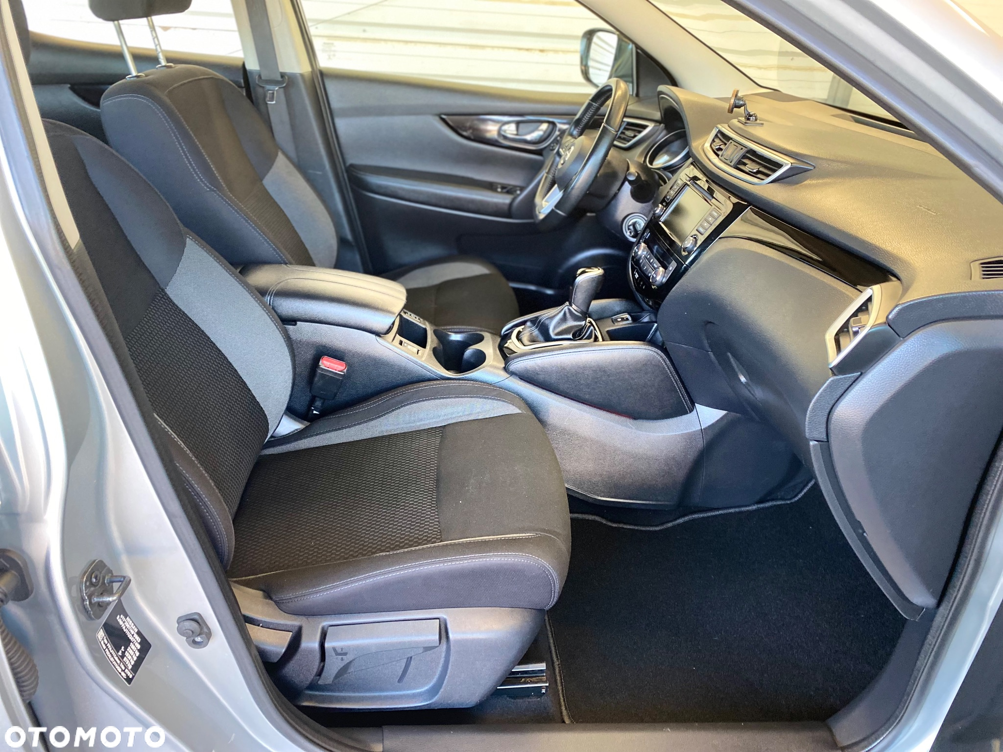 Nissan Qashqai 1.3 DIG-T Acenta DCT - 13