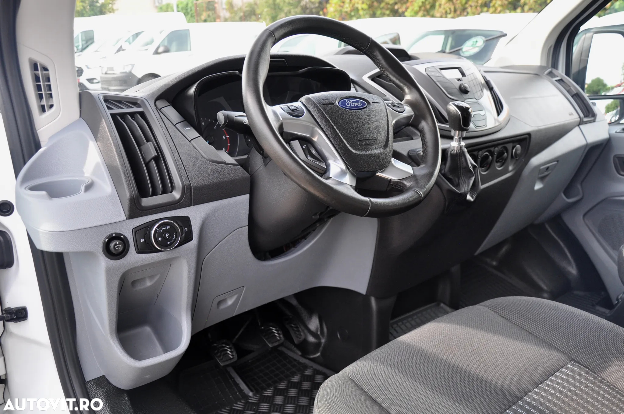 Ford Transit L3H3 Van 3 Locuri - 15