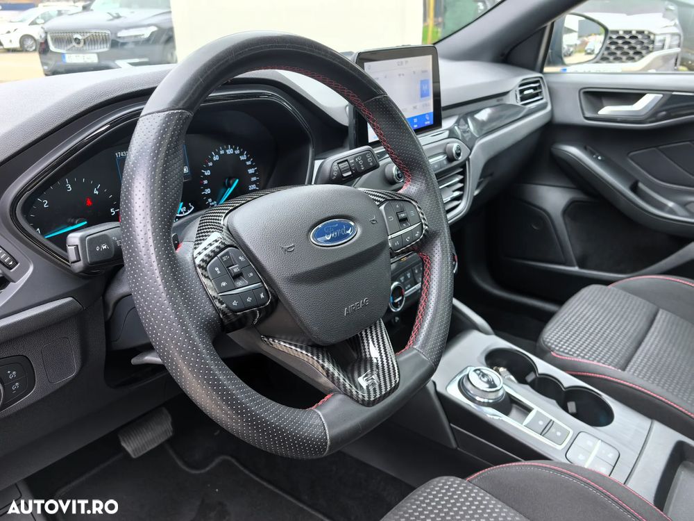 Ford Focus 1.5 EcoBlue Start-Stopp-System Aut. ST-LINE - 13