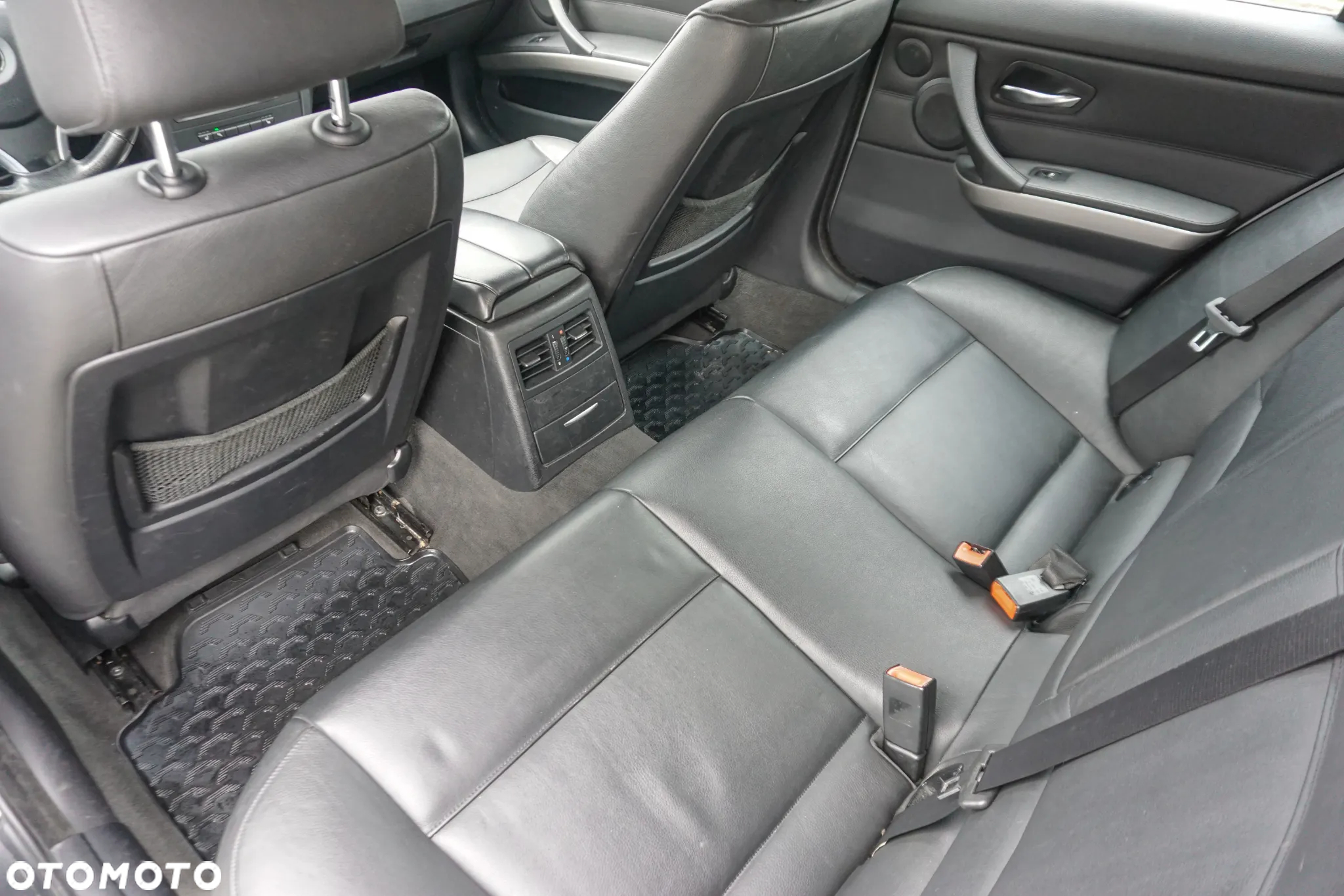 BMW Seria 3 325d - 11