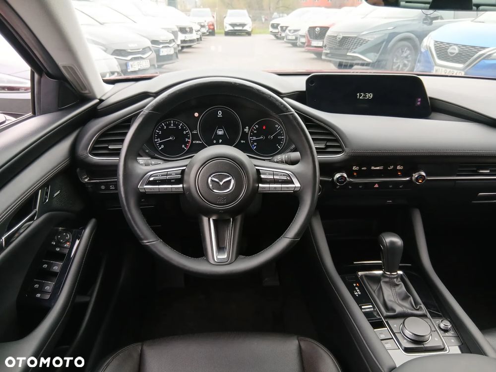 Mazda 3 2.0 mHEV Hikari - 12