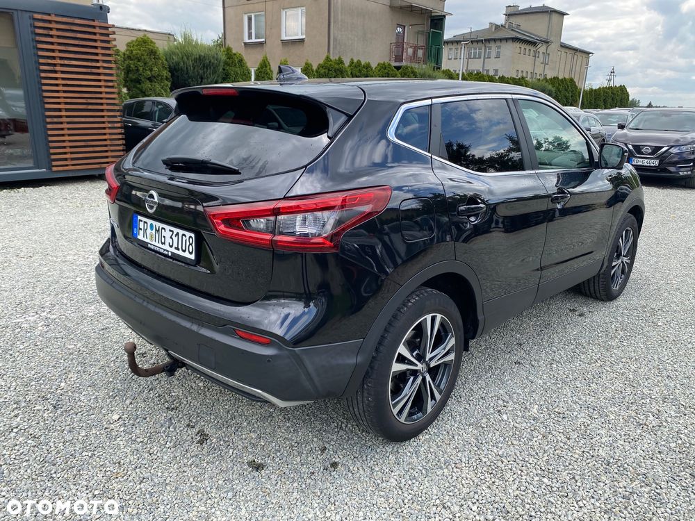 Nissan Qashqai 1.6 DIG-T N-Connecta - 6