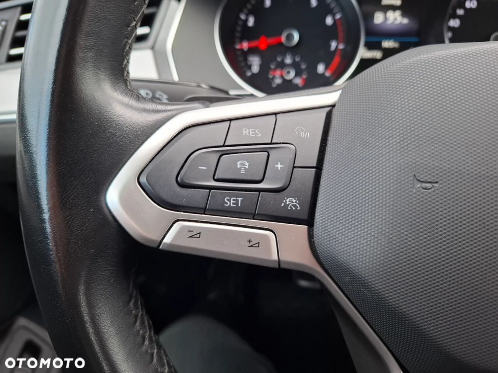 Volkswagen Passat 1.5 TSI EVO Business DSG - 20