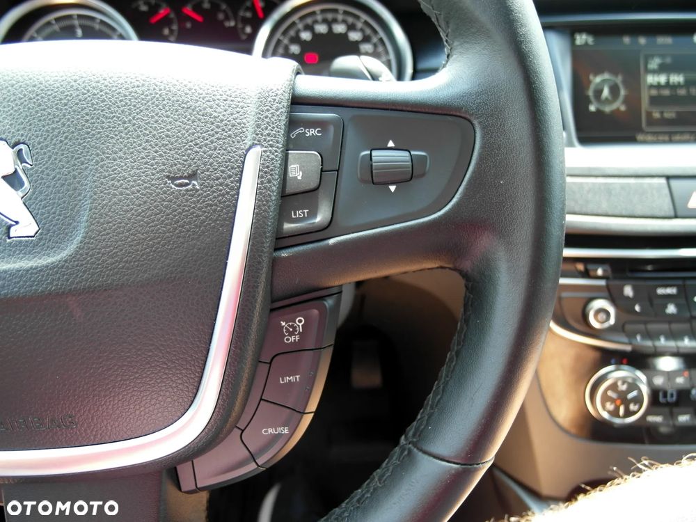 Peugeot 508 BlueHDi FAP 180 Automatik Stop&Start Allure - 25