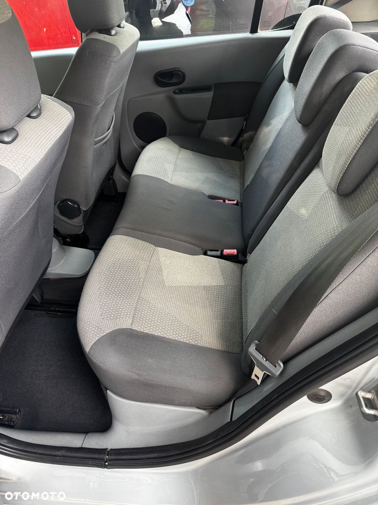 Renault Modus 1.5 dCi Authentique - 9