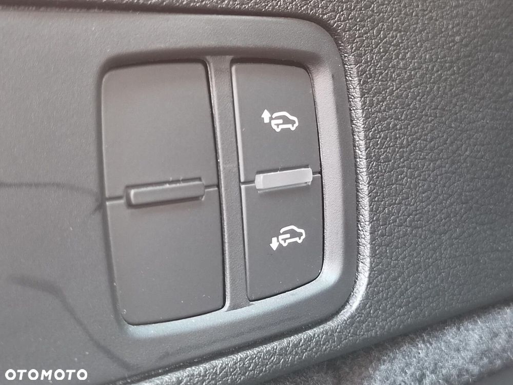 Audi Q5 Sportback - 29