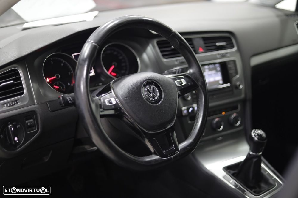 VW Golf 1.6 TDi Trendline - 19