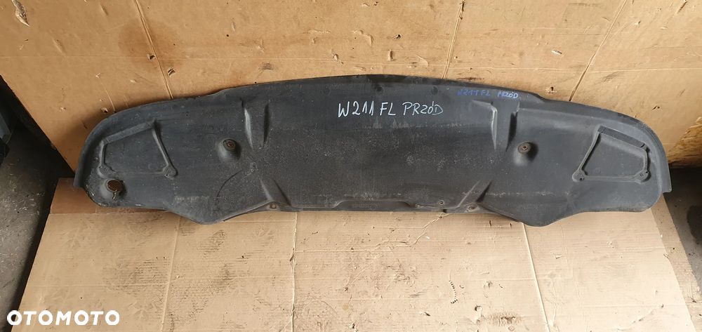 Osłona płyta pod zderzak przód Mercedes W211 Lift A2115204523 - 2