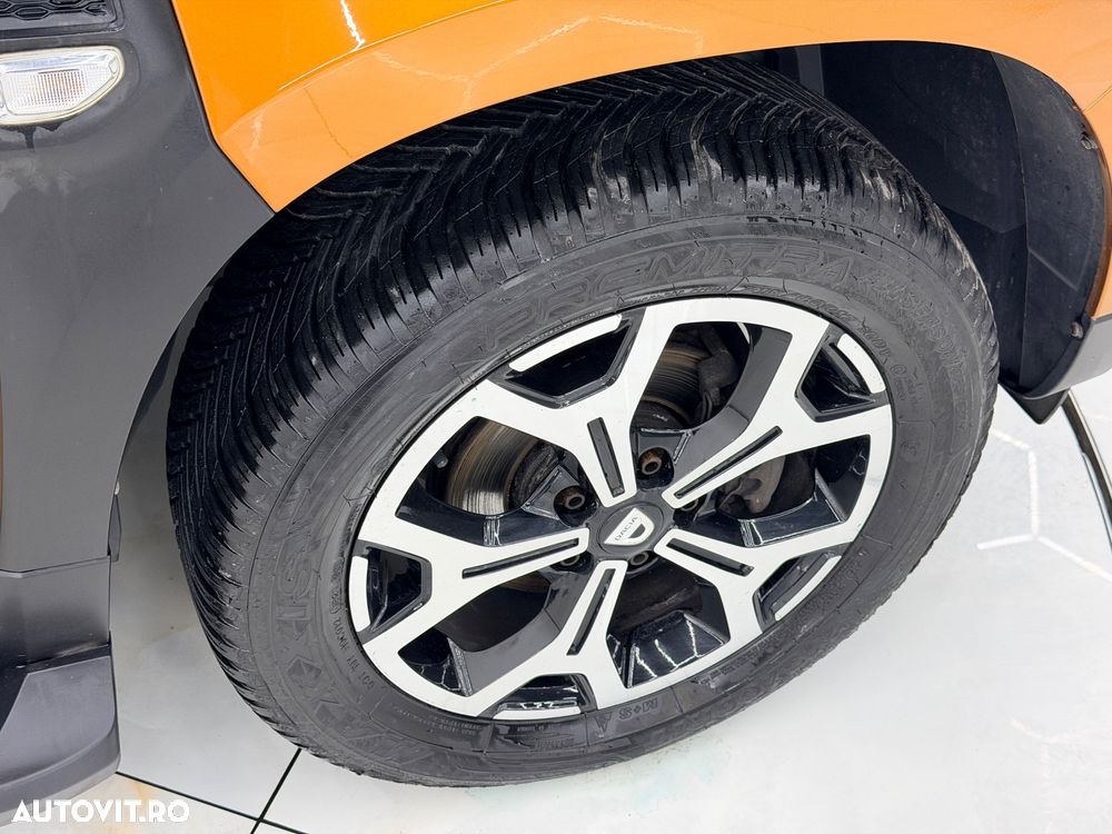 Dacia Duster TCe 100 Essential - 21
