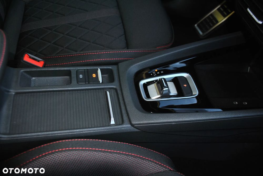 Skoda Octavia 2.0 TSI RS DSG - 35