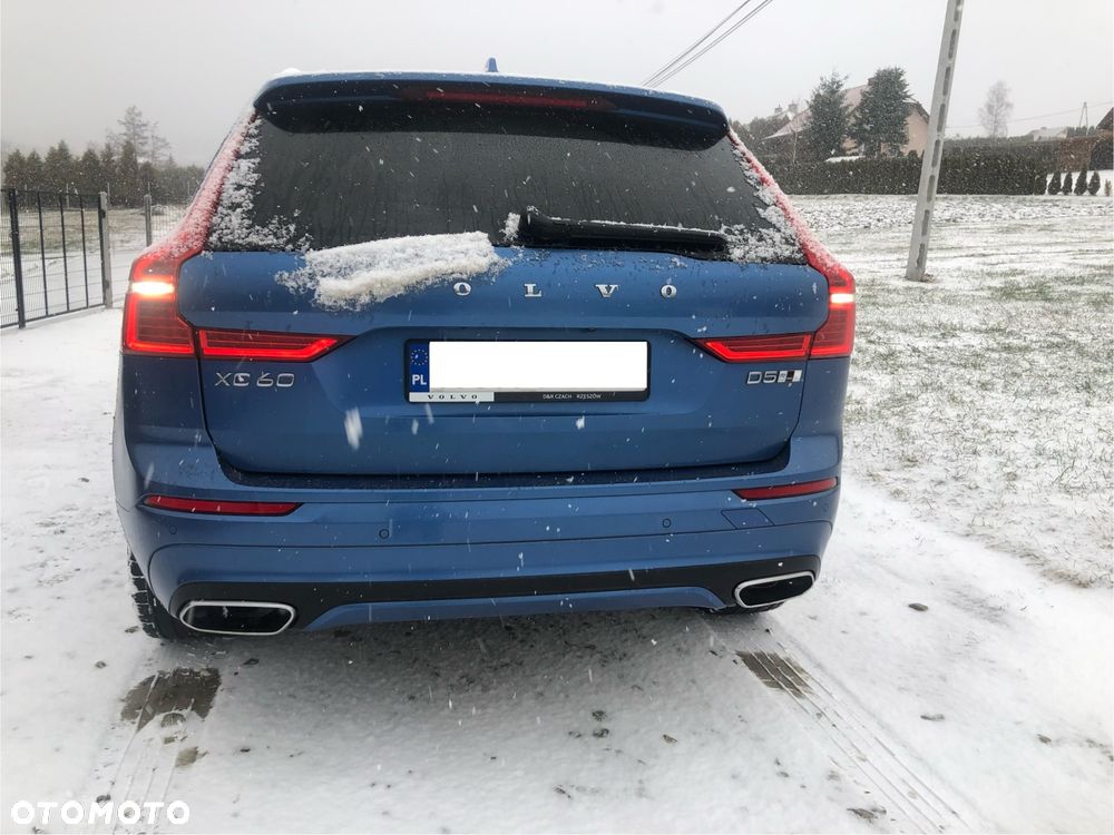 Volvo XC 60 D5 SCR AWD R-Design - 10