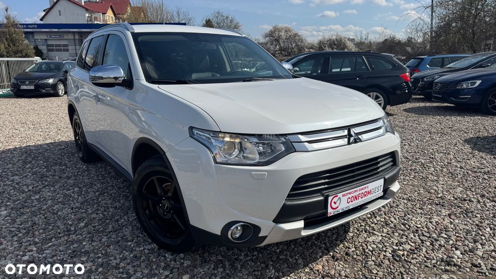 Mitsubishi Outlander 2.0 4WD Invite - 21