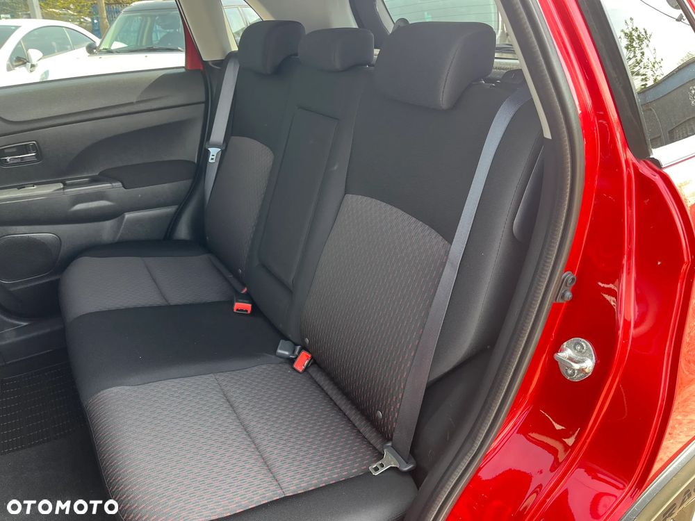 Mitsubishi ASX - 32