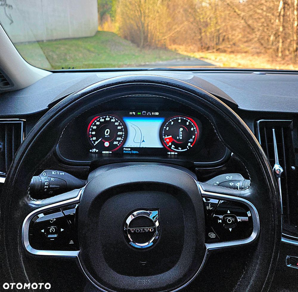 Volvo S90 T5 Geartronic Momentum - 26